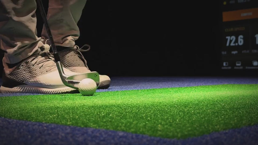 Załaduj wideo: Ekran golfowy SIM GOLF – symulator golfa z danymi uderzenia